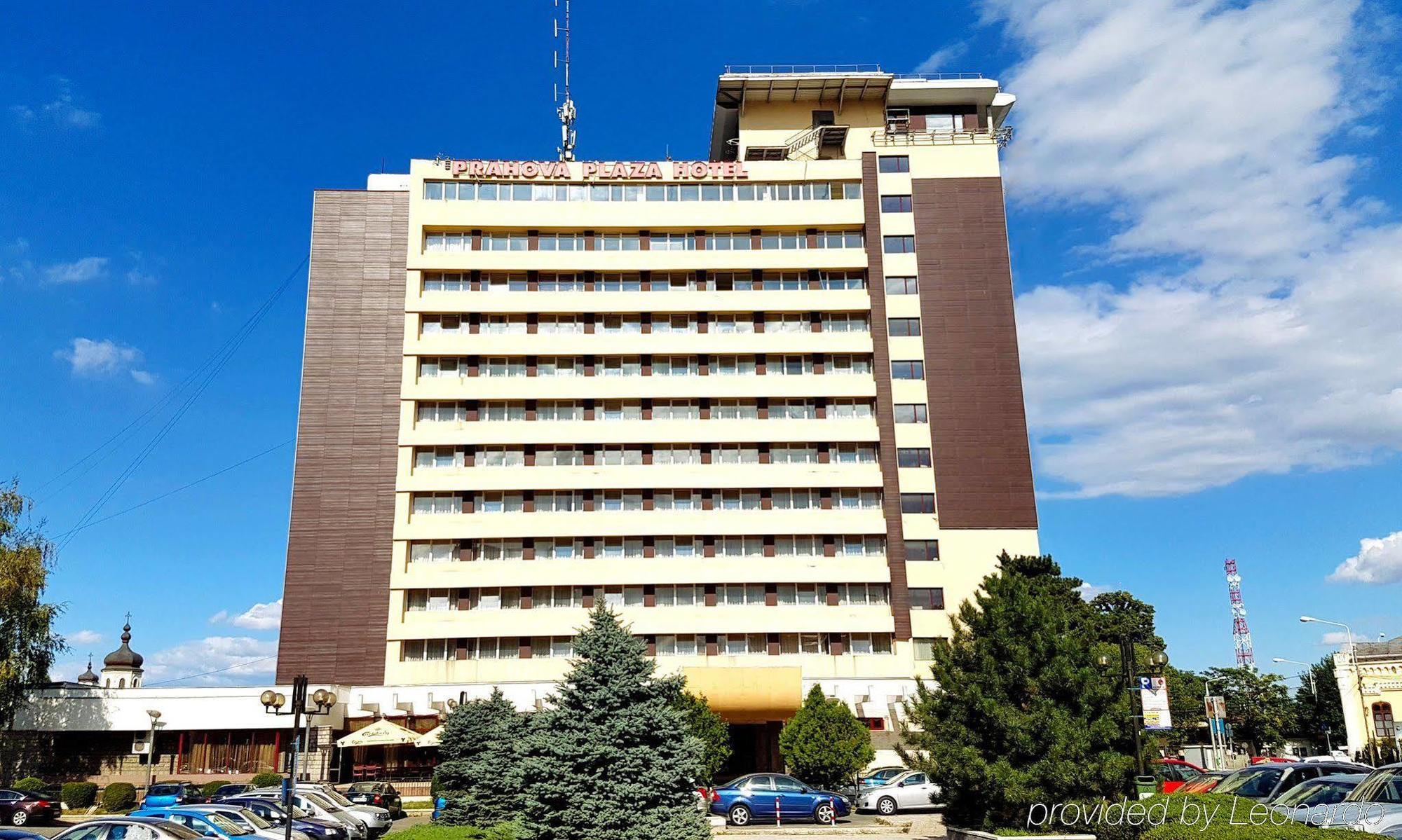 פלוייסטי Hotel Prahova Plaza מראה חיצוני תמונה